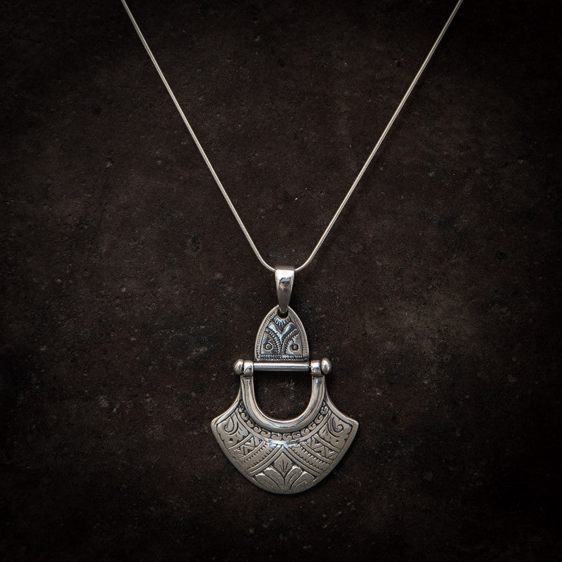 Engraved Sterling Silver 'Tuareg' Pendant and Chain - Beyond Biasa