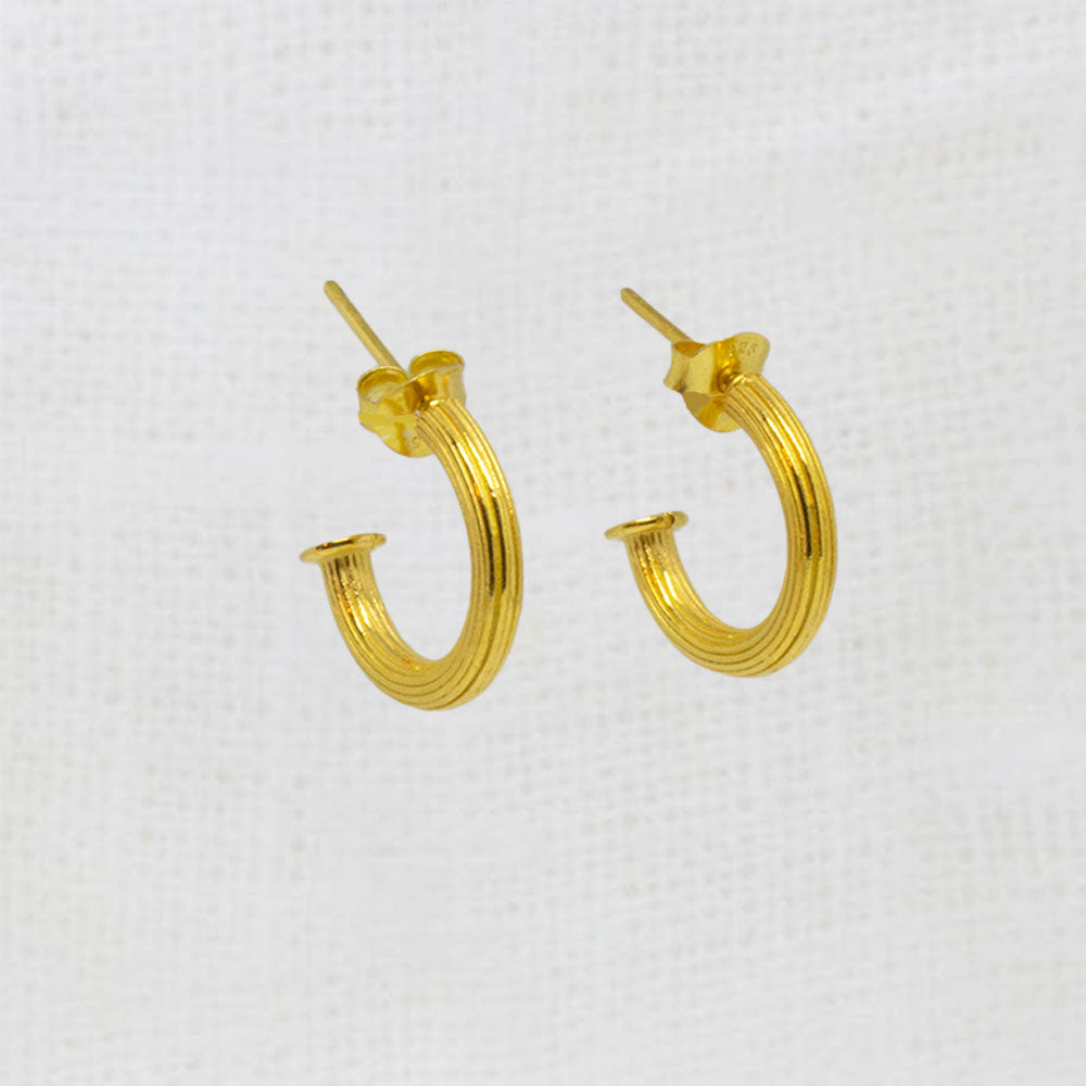 18k gold vermeil ridged textured half hoop earrings with stud fitting | Beyond Biasa
