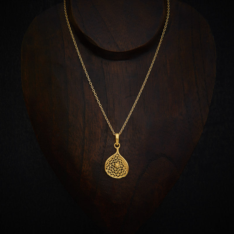 Gold Vermeil Mesh Petal Pendant - Beyond Biasa