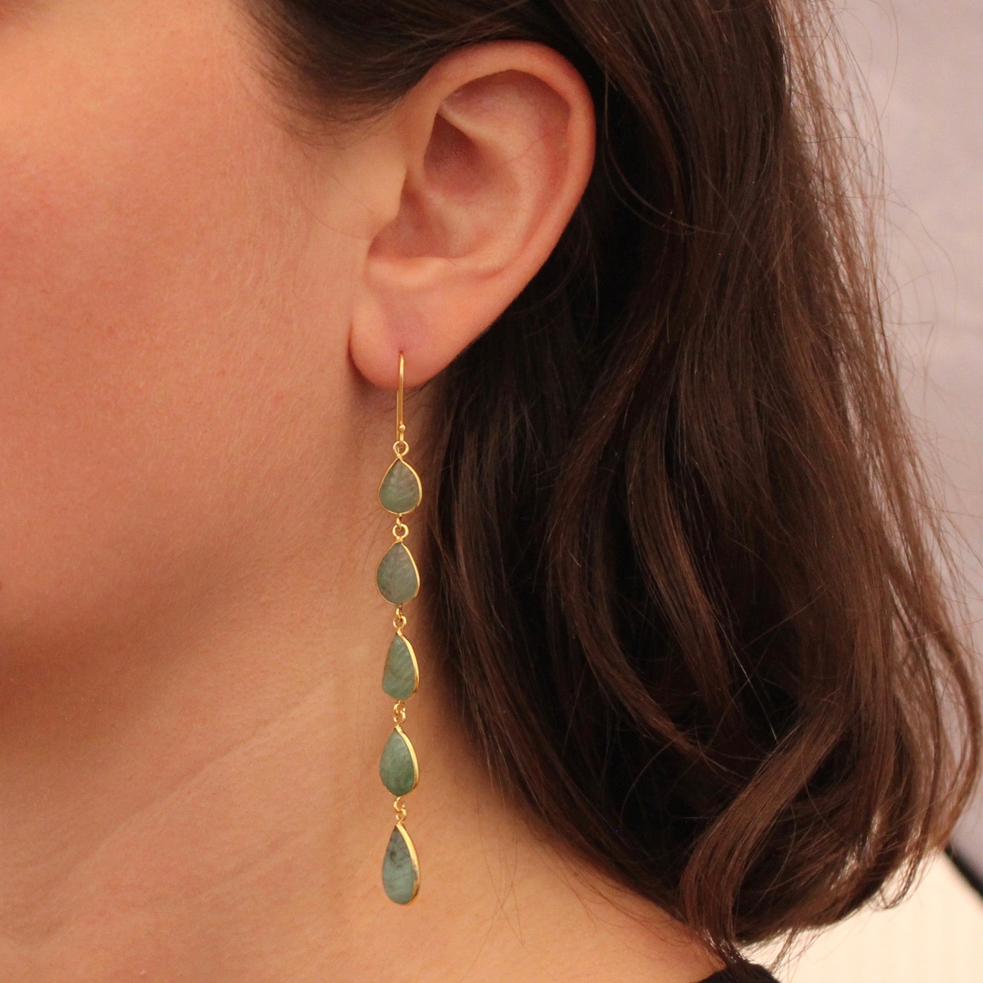 Long emerald earrings online
