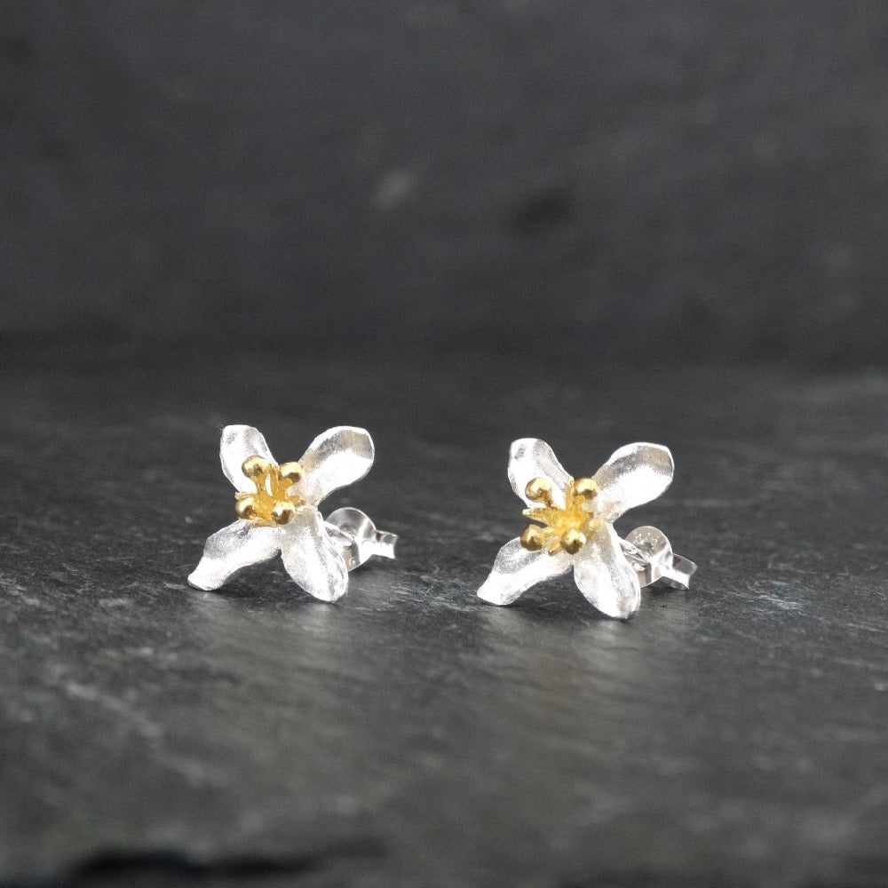 Brushed Silver and Gold Vermeil Flower Stud Earrings - Beyond Biasa