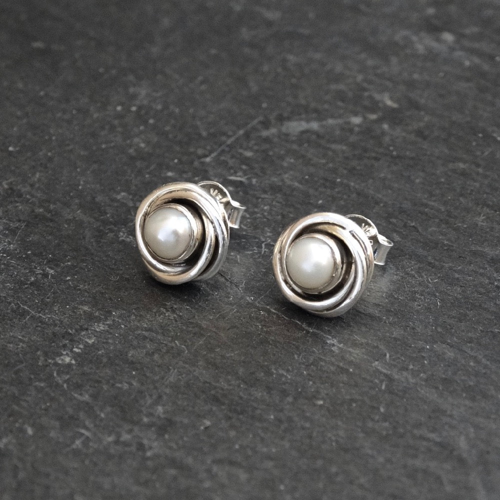 Pearl and silver stud earrings new arrivals