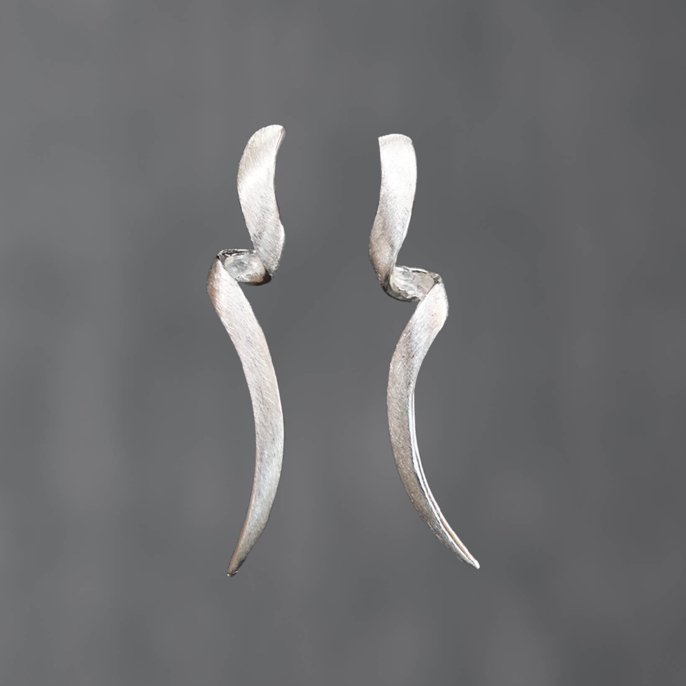 Brushed Twist Stud Earrings - Beyond Biasa